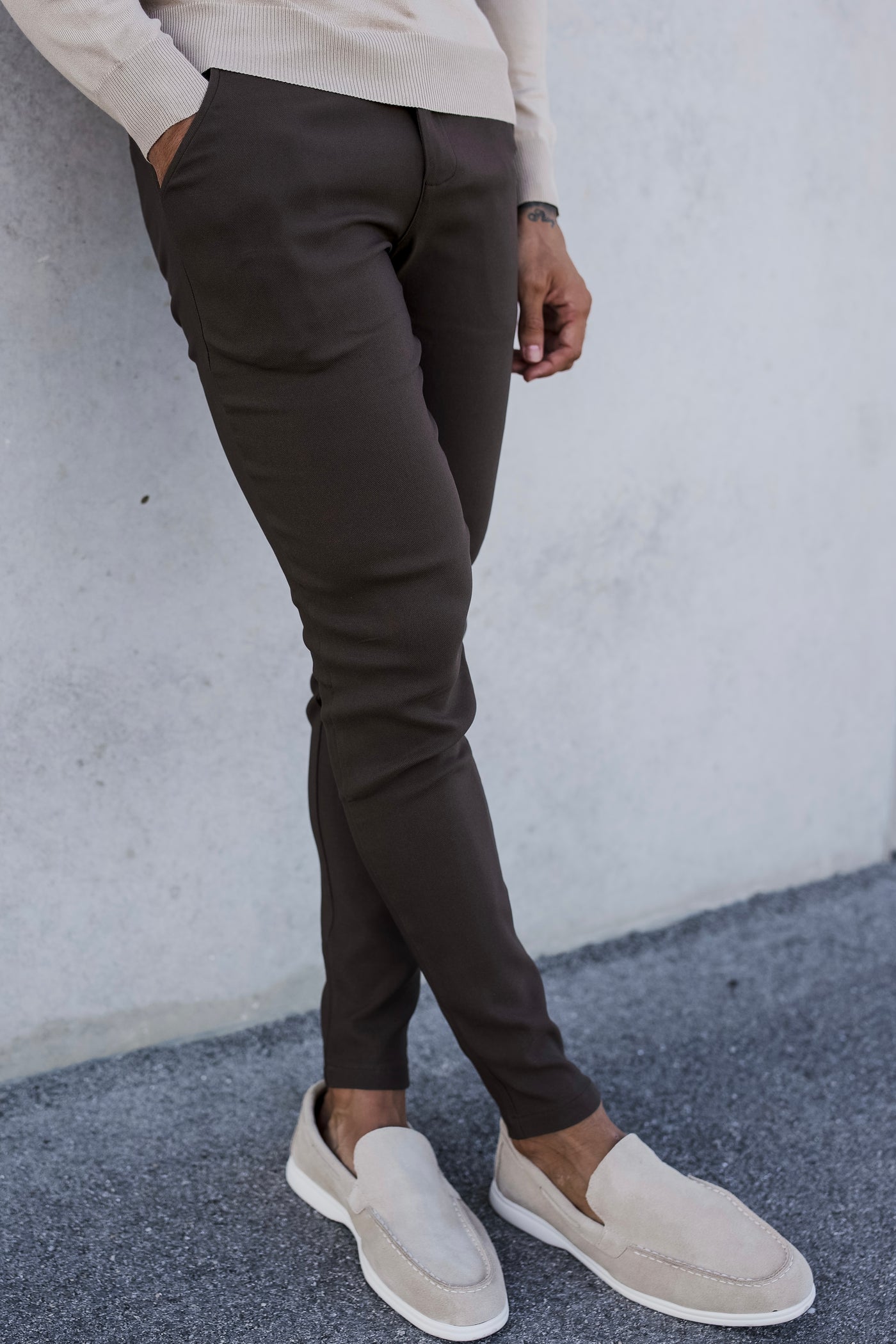 THE V1 TROUSERS - BROWN