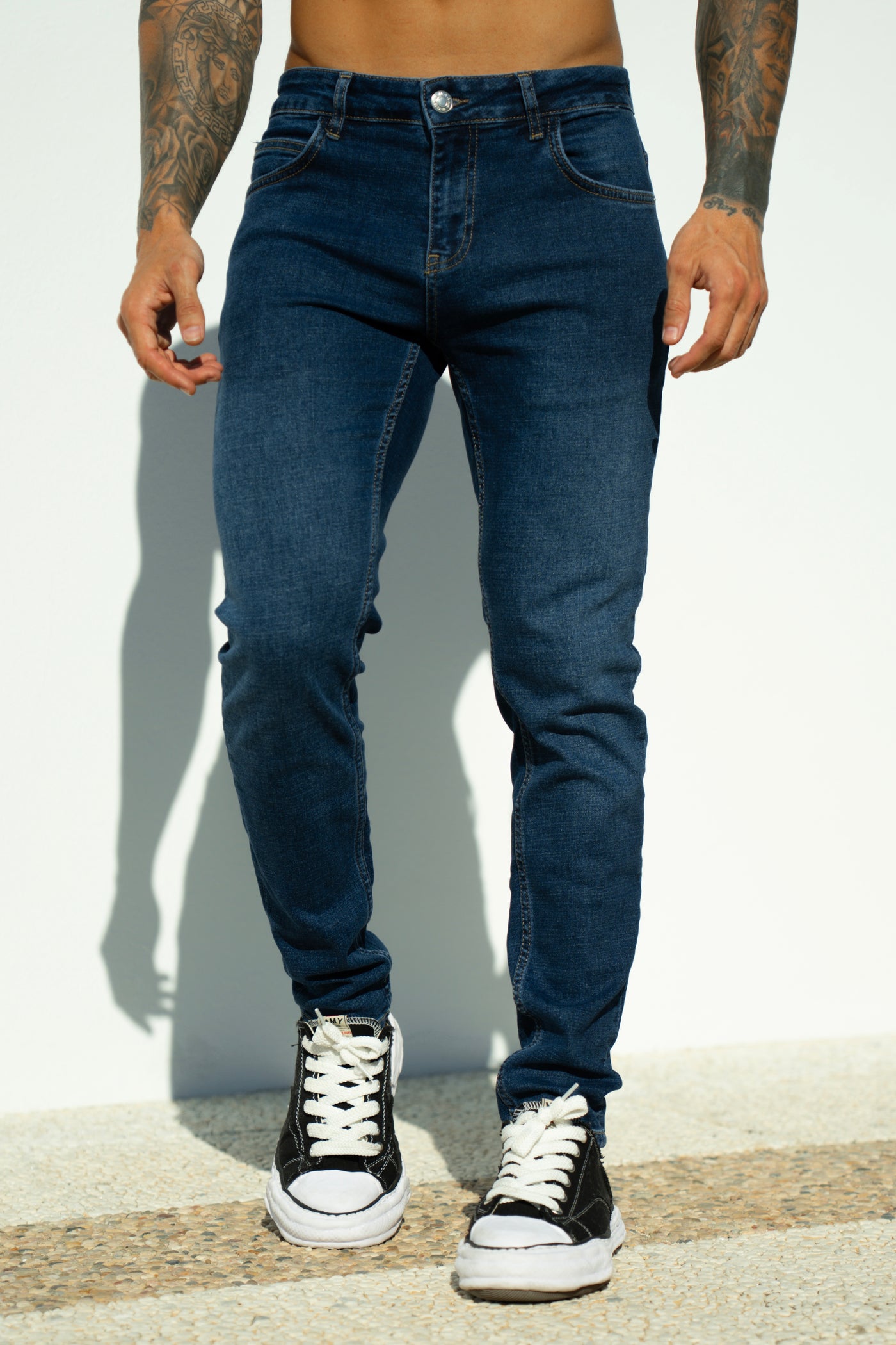 THE JUDE SLIM JEANS - NAVY