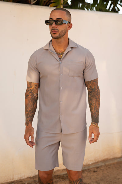 THE MYKA SET - BLOUSE + SHORT - GRAY