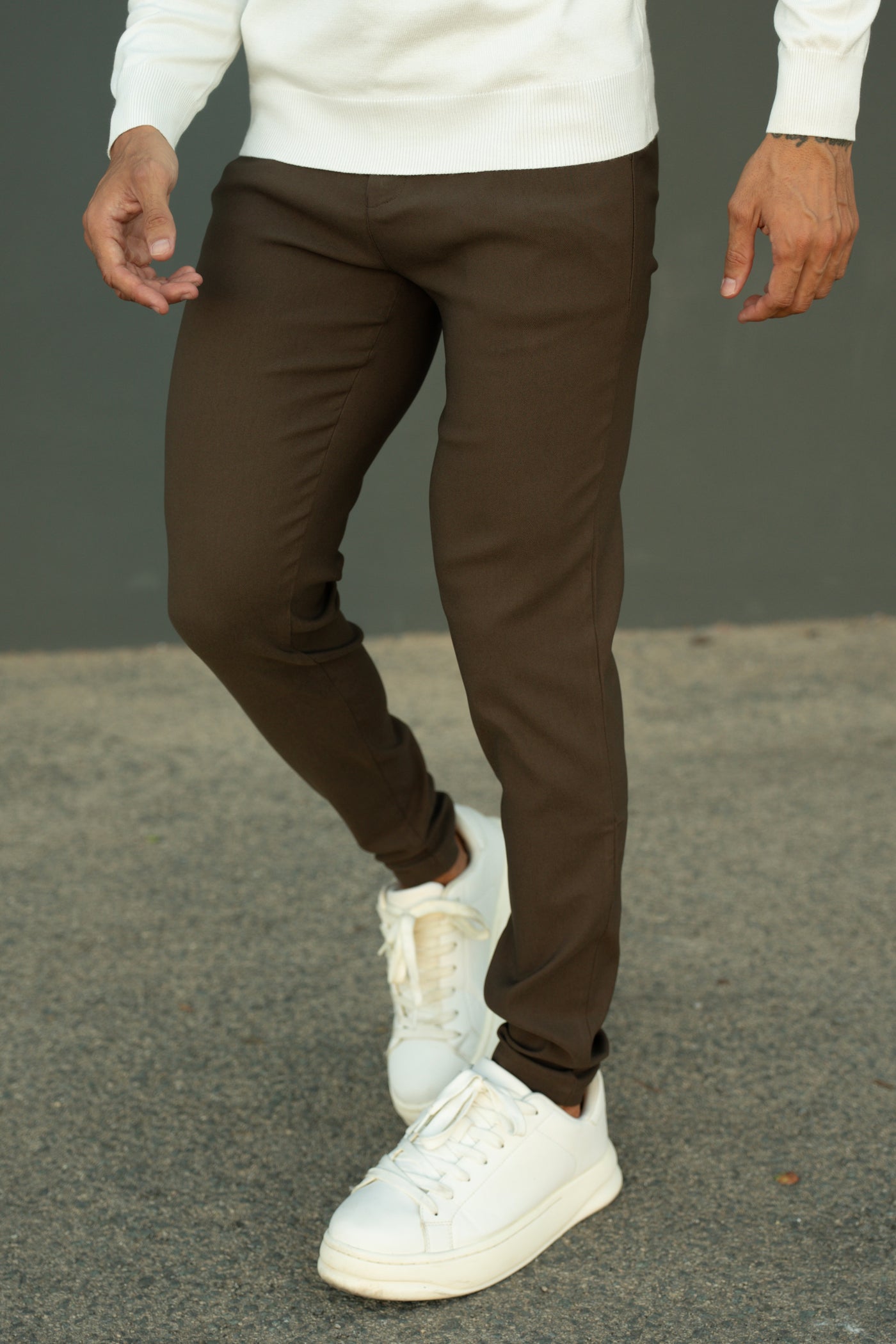THE V1 TROUSERS - BROWN