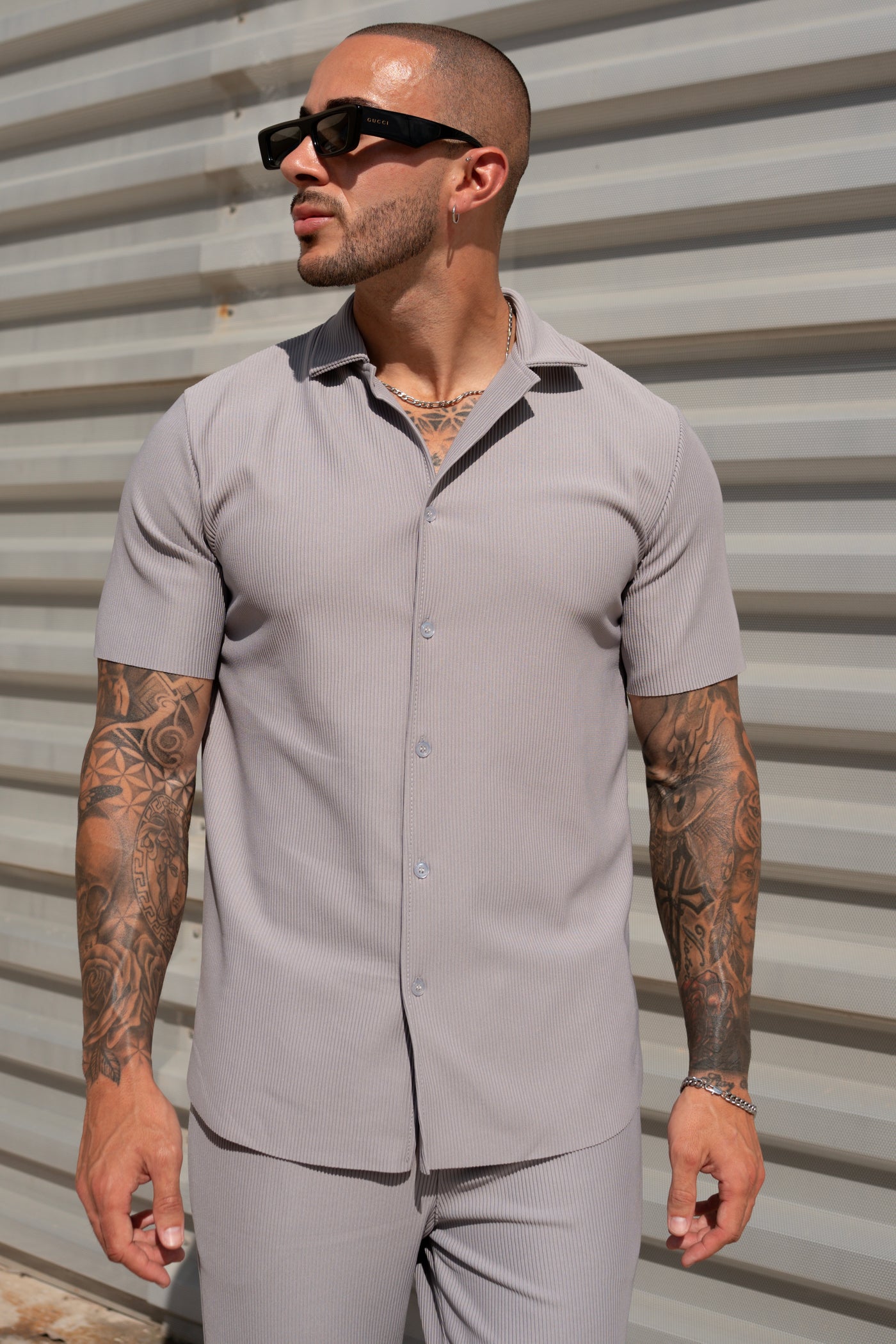 THE IBIZA SET - SHIRT + PANTS - GRAY