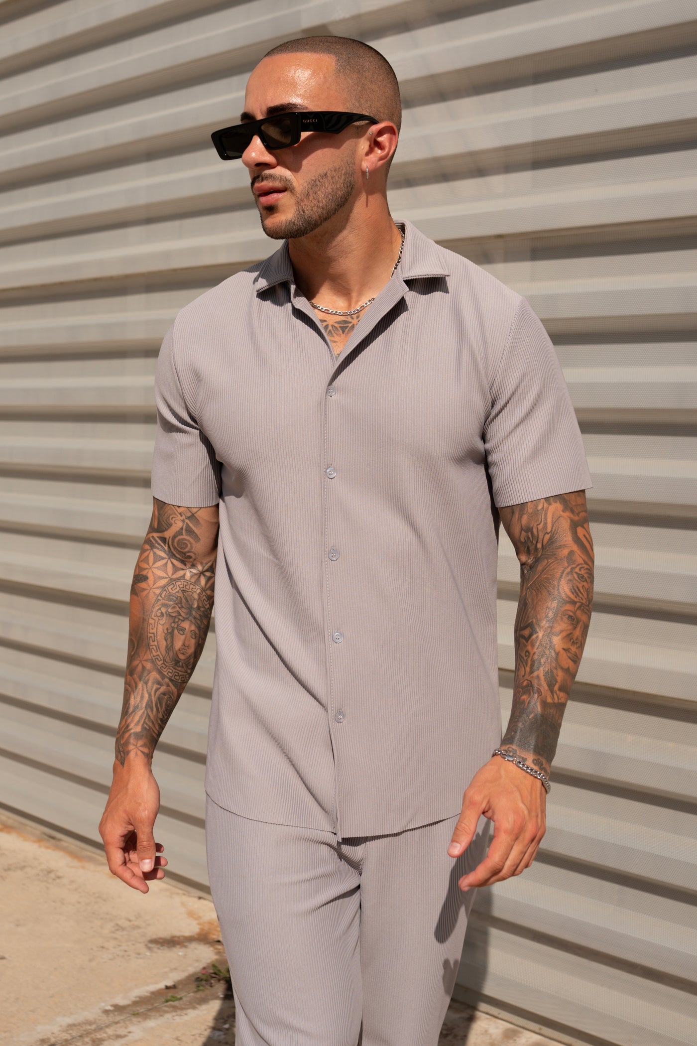 THE IBIZA SET - SHIRT + PANTS - GRAY