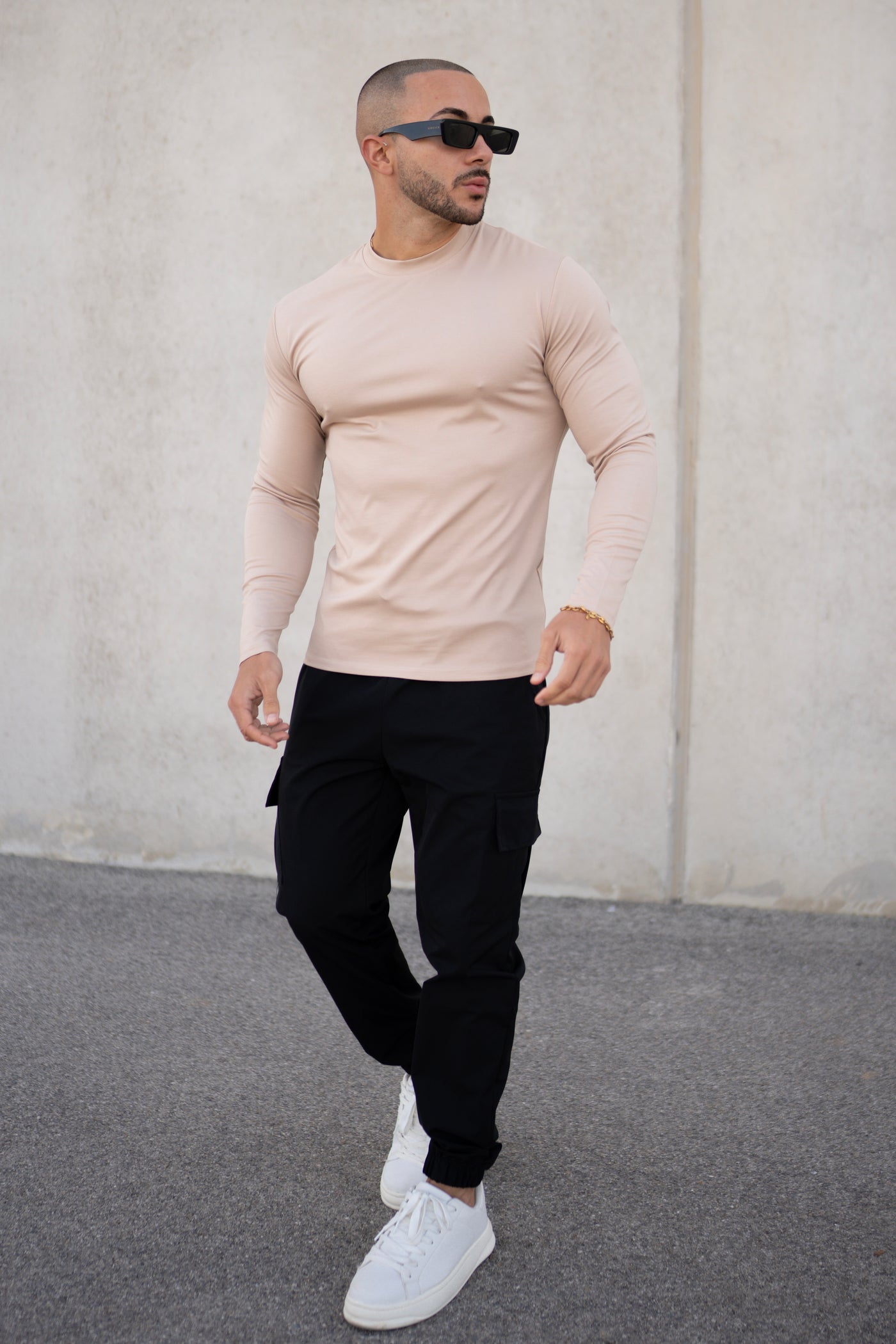 THE GLOSS LONG SLEEVE - BEIGE