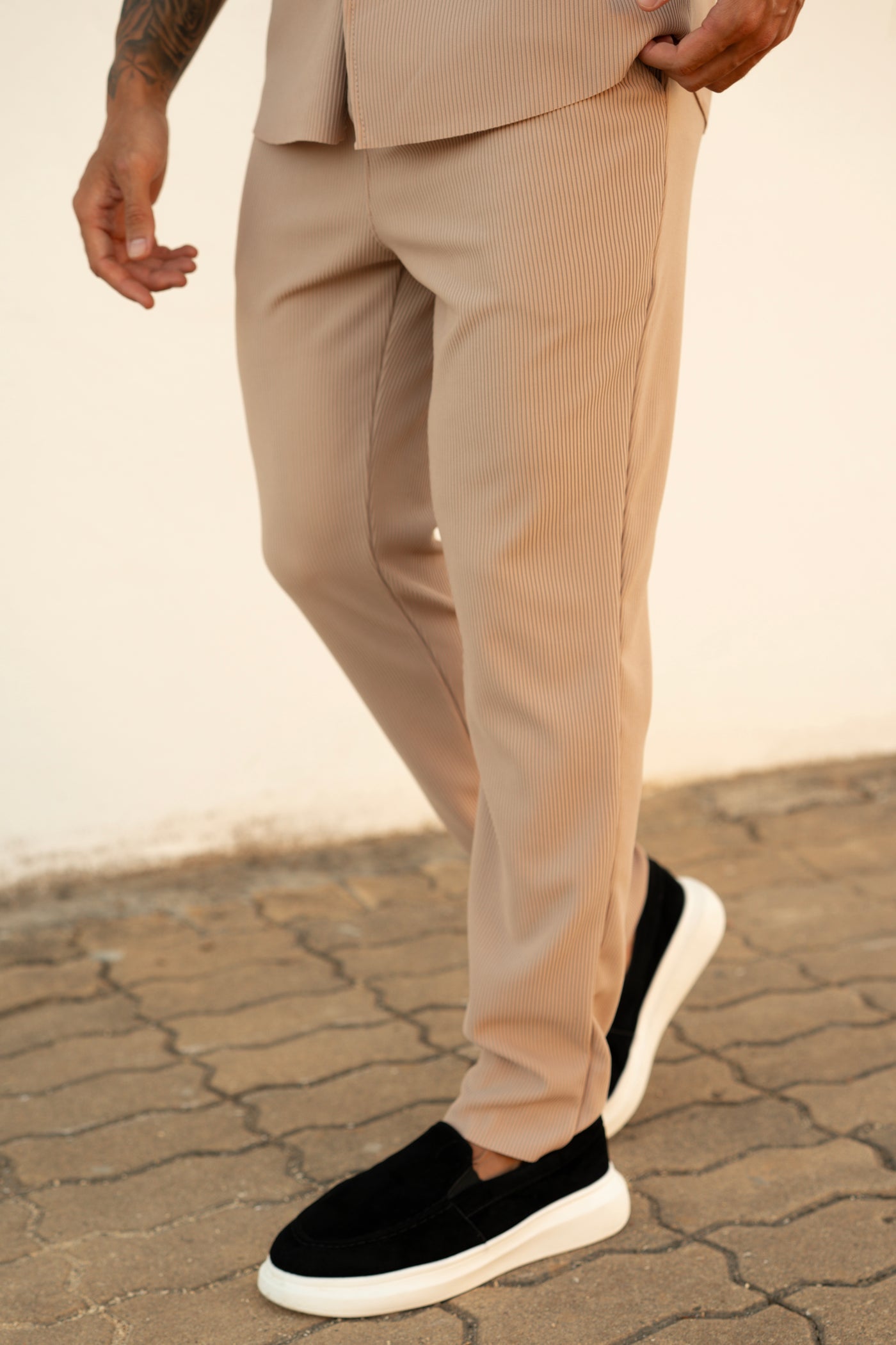 THE IBIZA SET - BLOUSE + BROEK - BEIGE