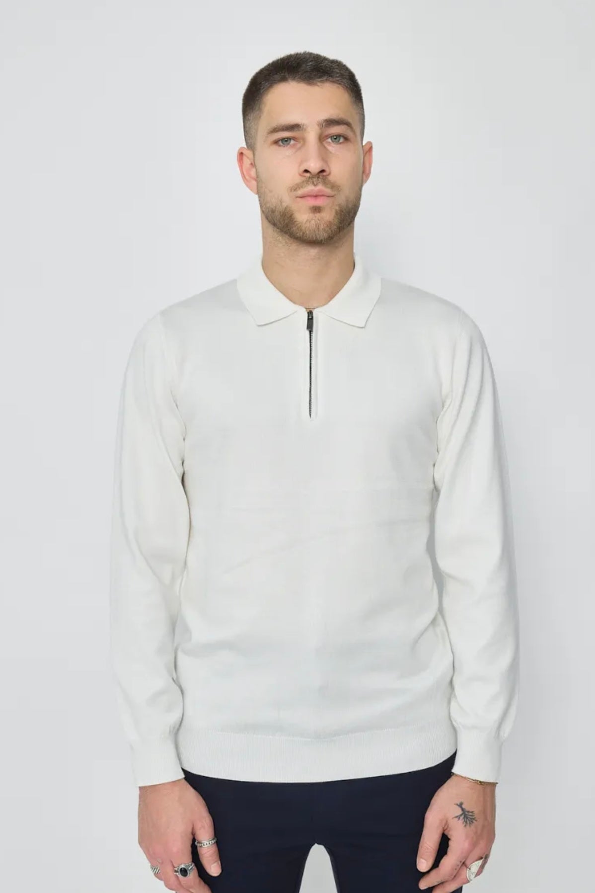 THE ZIPPER POLO KNIT - WHITE