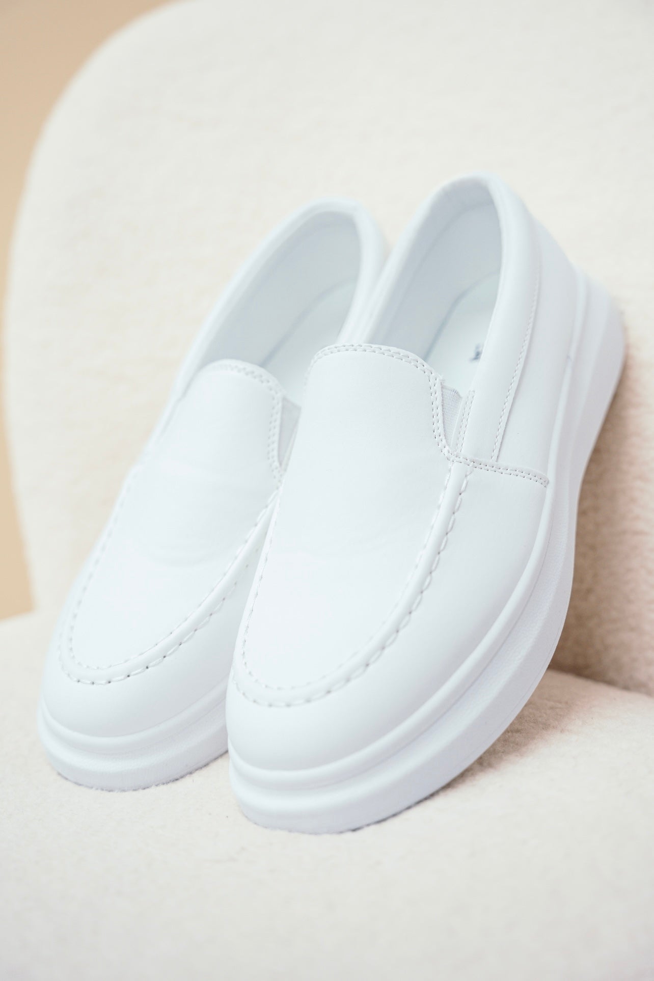 THE SPORT LOAFERS - WHITE