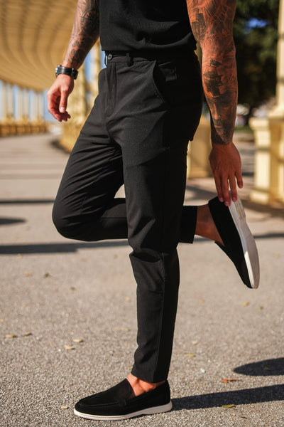 THE SLIM FIT TROUSERS - ZWART