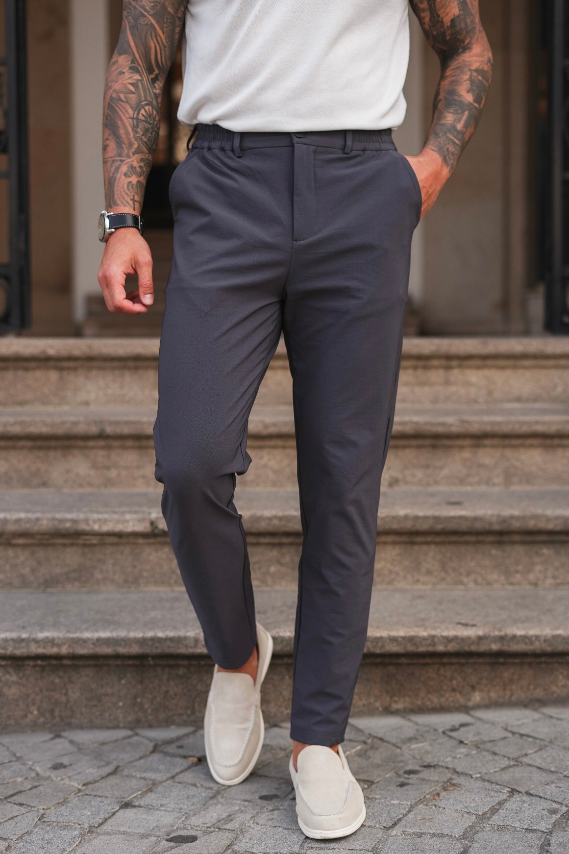 THE SLIM FIT TROUSERS - ANTRACIET