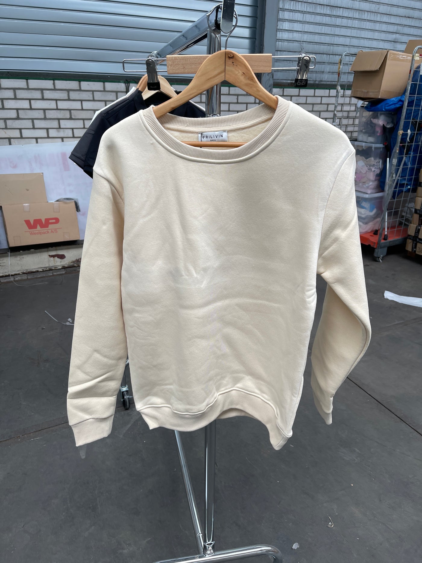 SWEATER BEIGE