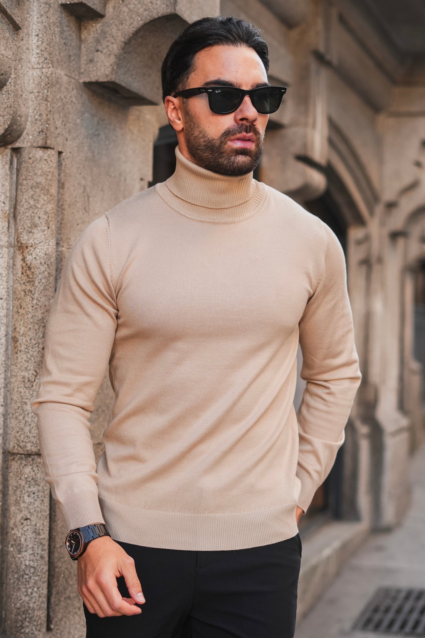 THE TURTLENECK  KNIT - BEIGE