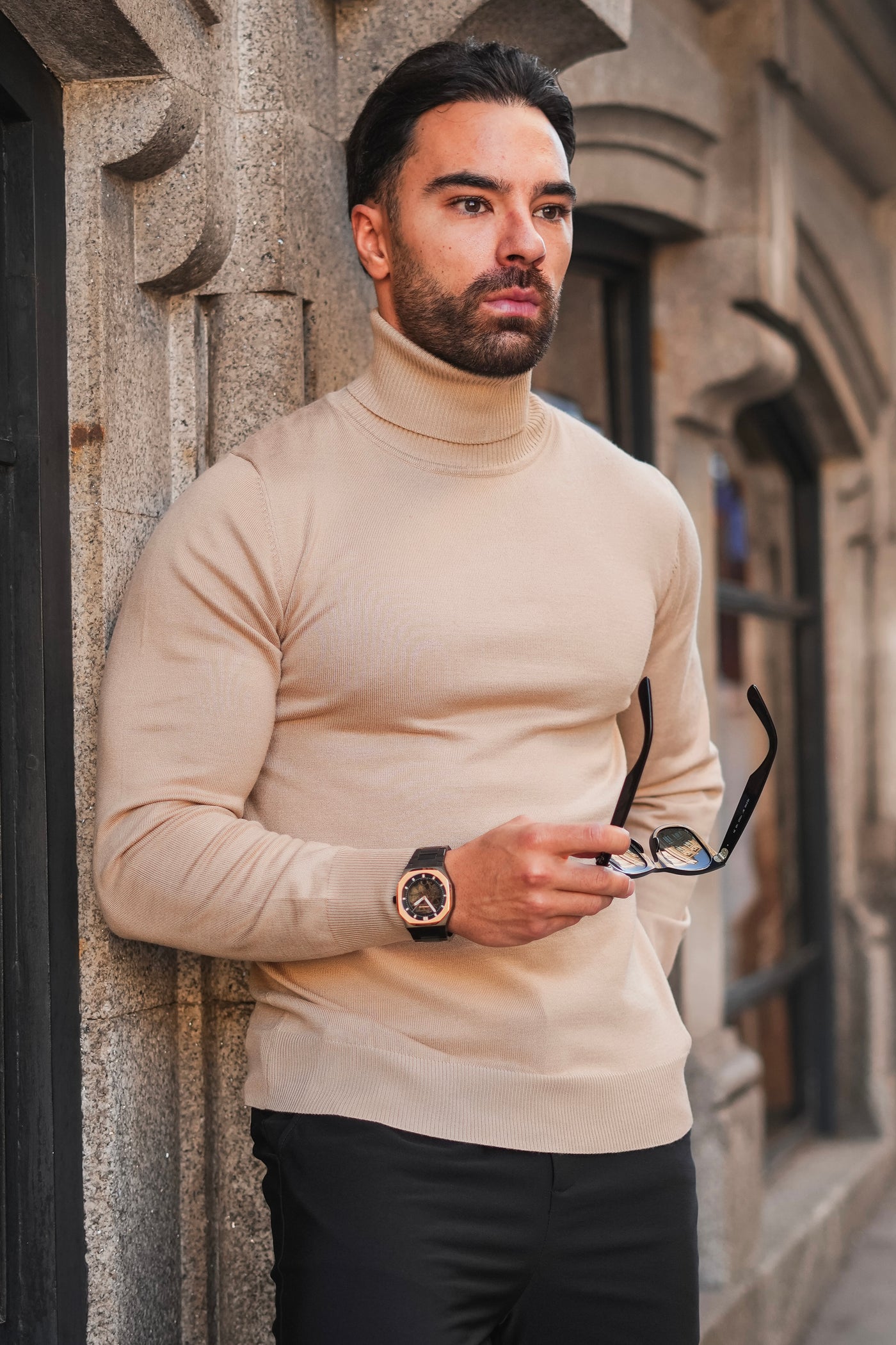 THE TURTLENECK  KNIT - BEIGE