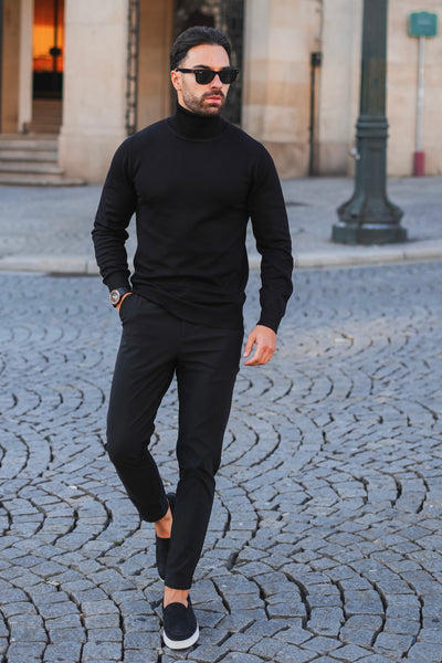 THE TURTLENECK  KNIT - BLACK