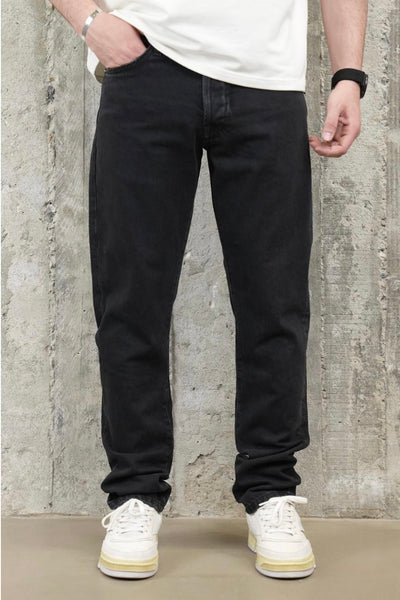 STRAIGHT FIT JEANS - BLACK